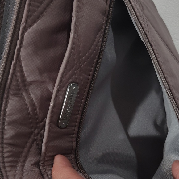 Baggallini Double Zip Anytime Crossbody - Picture 7 of 15